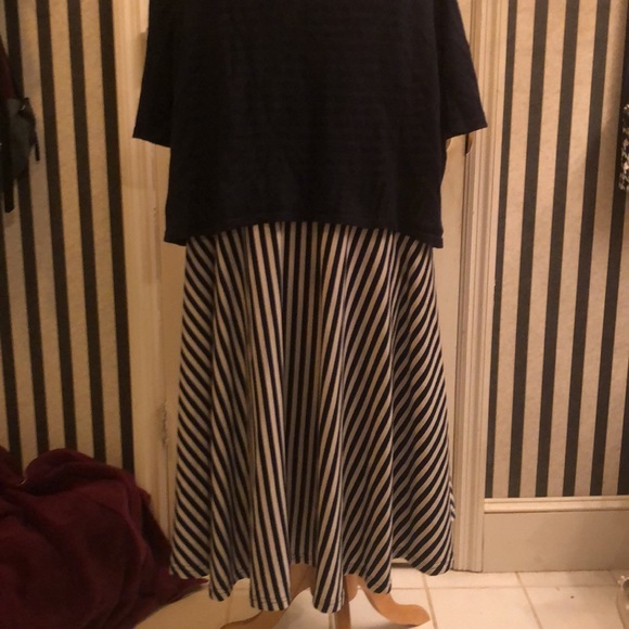 Lane Bryant/ Size 26/ Navy & White Striped Swing Dress with matching Navy Shrug - Picture 3 of 16